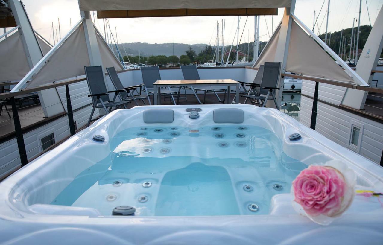 Floating Sea House Principessa Villa Portoroz Exterior photo